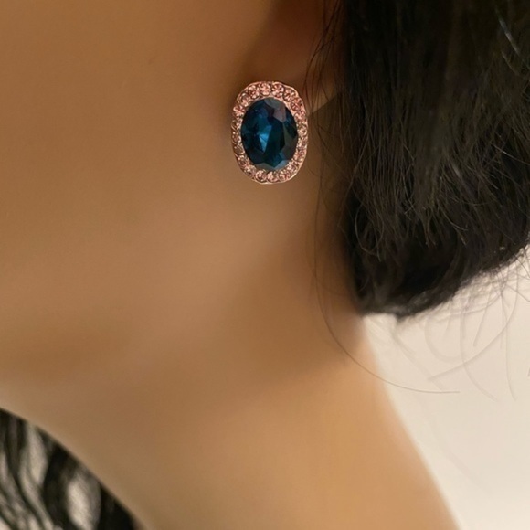 Blue Sapphire Austrian crystal Bracelet set - Picture 9 of 9